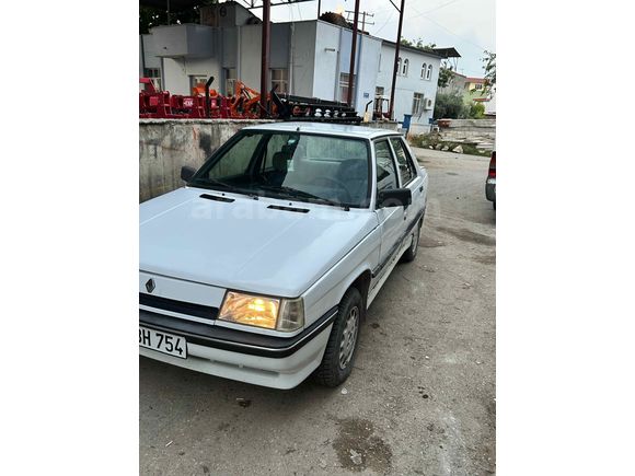 Sahibinden Renault R 9 1.4 Broadway  1995 Model 