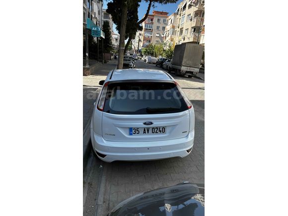 Sahibinden Ford Focus 1.6 TDCi Collection 2011 Model İzmir