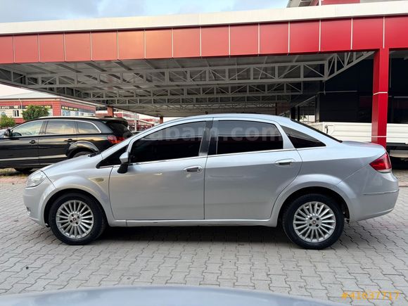 ADA AUTO'DAN 1.3 EMOTİON PLUS EN DOLUSU KLİMALI TERTEMİZ