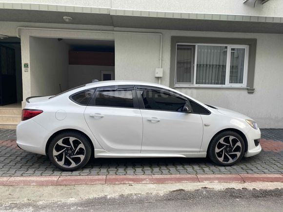 Sahibinden değişensiz boyasız düşük km