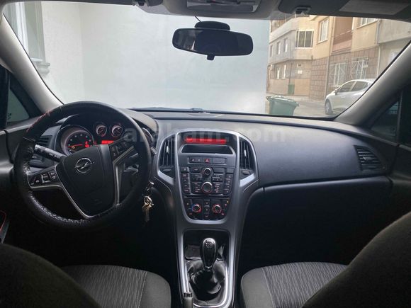 Sahibinden değişensiz boyasız düşük km