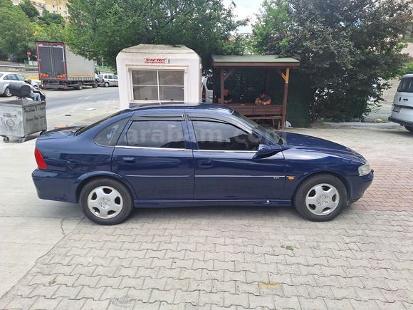 Sahibinden Opel Vectra 2.0 CDX 2000 Model 