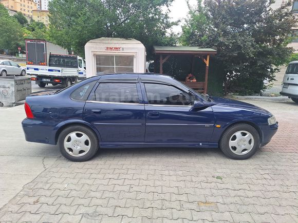 Sahibinden Opel Vectra 2.0 CDX 2000 Model 