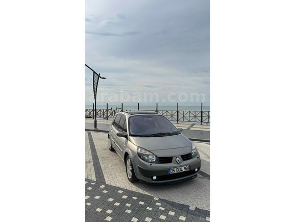 Sahibinden Renault Scenic 1.6 Dynamique 2004 Model