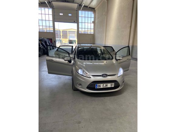 Sahibinden Ford Fiesta 1.4 TDCi Titanium 2012 Model 