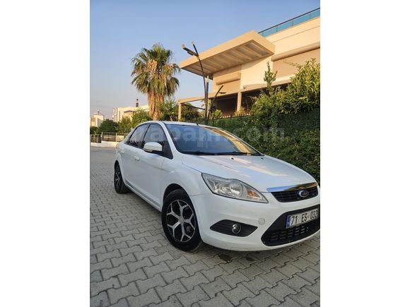 1.6 BENZİN/LPG HASAR KAYITSIZ FOCUS 2.5 EXTRALI