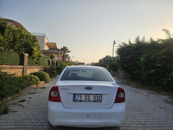 1.6 BENZİN/LPG HASAR KAYITSIZ FOCUS 2.5 EXTRALI