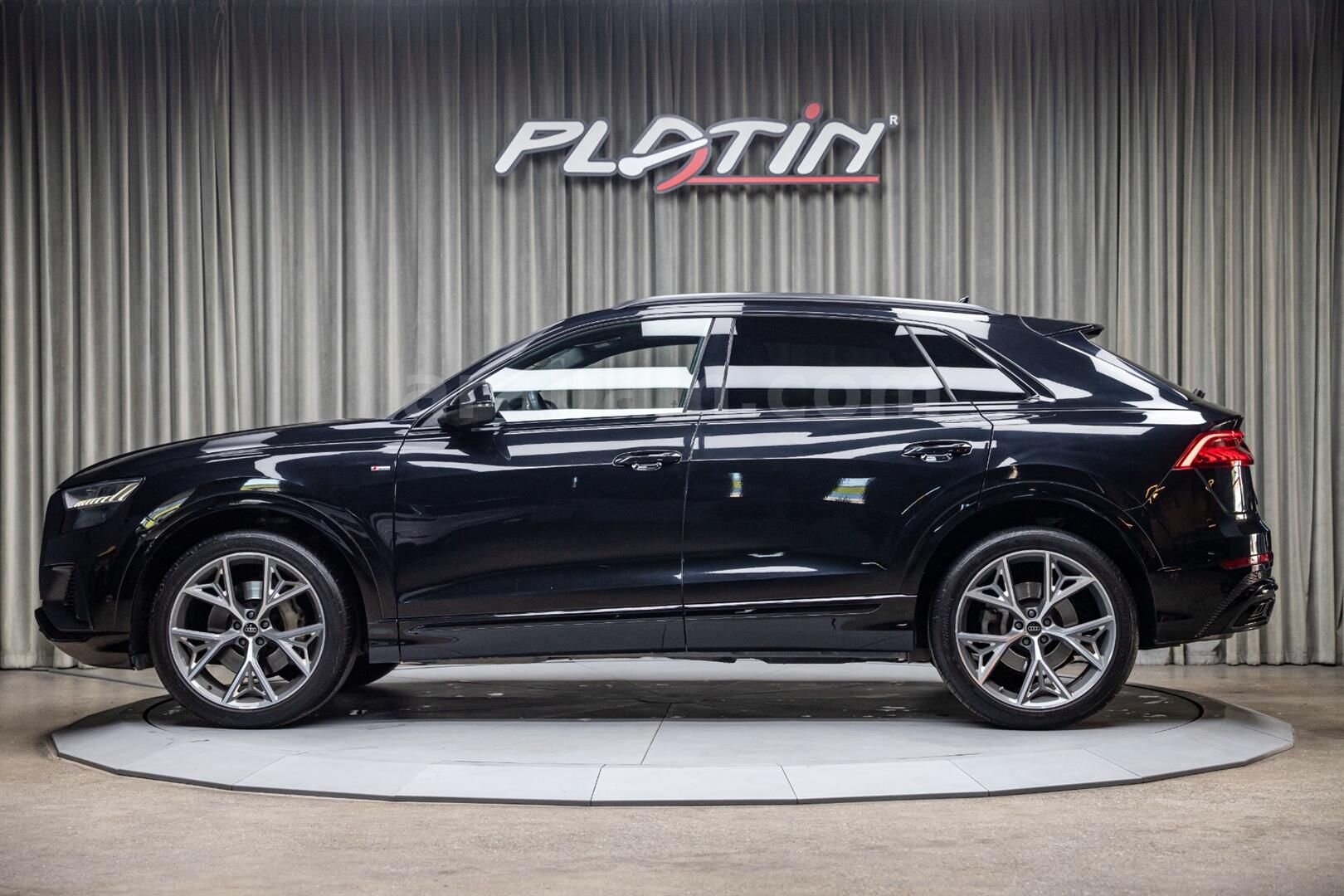 BAYİ 2023 AUDI Q8 55TFSI S-LINE PANORAMK_B&O_SOĞUTMA_A.AKS_HATASIZ 3