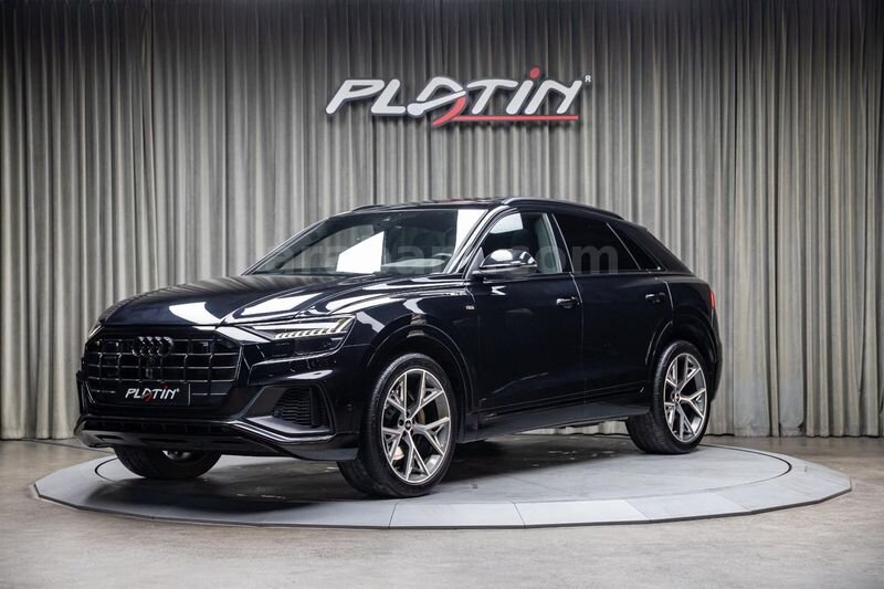 BAYİ 2023 AUDI Q8 55TFSI S-LINE PANORAMK_B&O_SOĞUTMA_A.AKS_HATASIZ