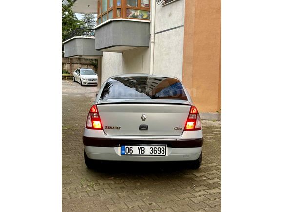 Tek parça boyalı KLİMALİ yaza hazır Clio 