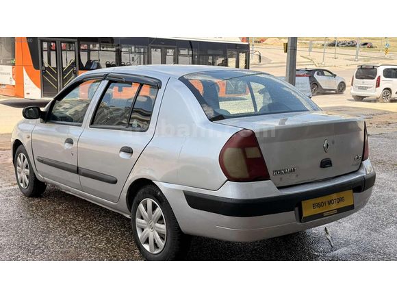 Clio temiz