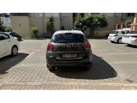 Sahibinden Citroen C3 1.2 PureTech Elle 2023 Model 