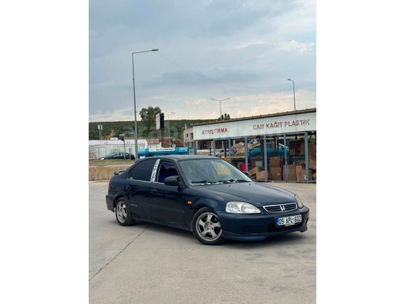 Sahibinden Honda Civic 1.6 i ES 2000 Model