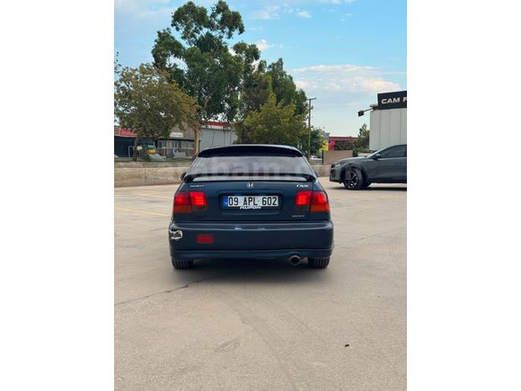 Sahibinden Honda Civic 1.6 i ES 2000 Model