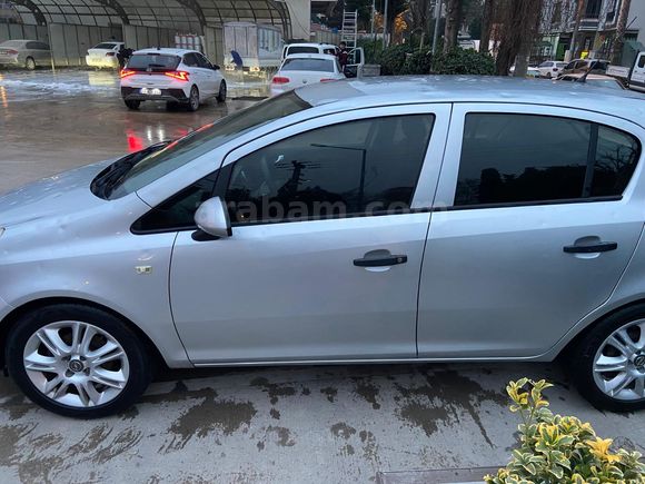 Sahibinden Opel Corsa 1.2 Essentia 2013 Model
