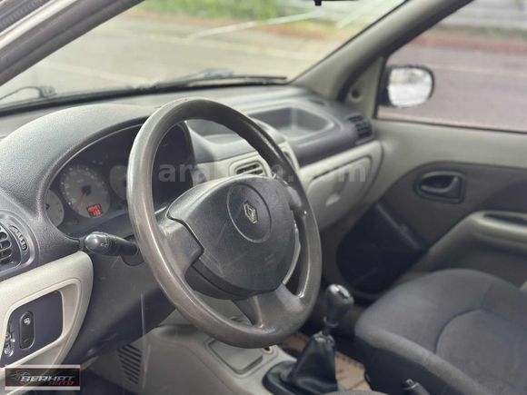 SERHAT AUTO // 2005 MODEL 198.000 KM 1.5 DCİ CLİO BAKIMLI