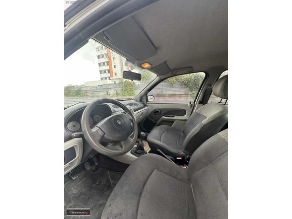 SERHAT AUTO // 2005 MODEL 198.000 KM 1.5 DCİ CLİO BAKIMLI