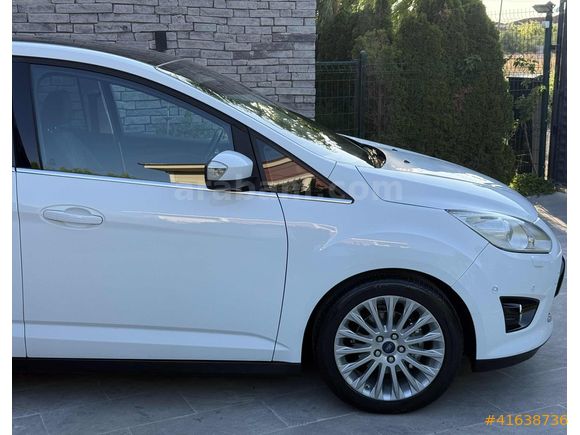 BOYASIZ 2014 T.Ç Ford C-MAX Titanium 90.000Km (K.K. Geçerli)