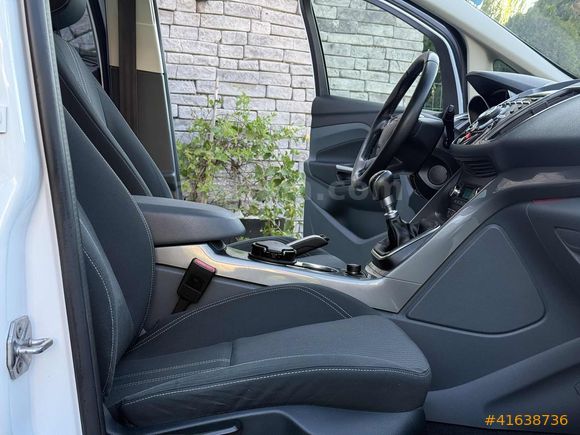 BOYASIZ 2014 T.Ç Ford C-MAX Titanium 90.000Km (K.K. Geçerli)