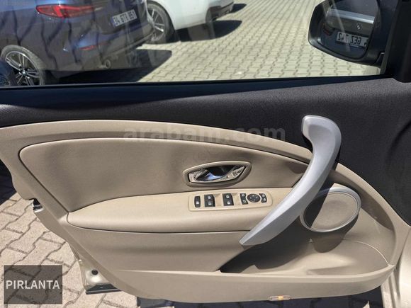 2012 RENAULT FLUENCE OTOMATİK PRIVILEGE SUNROOFLU FULL 2.SAHİBİ