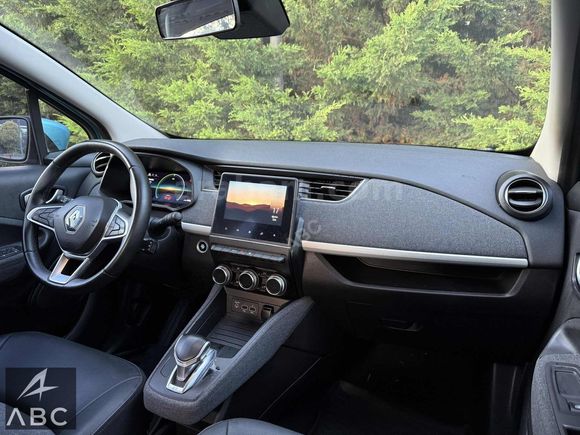 ?BC | 2022 MODEL 104.000 KM'DE RENAULT ZOE Z.E. 50 108 HP
