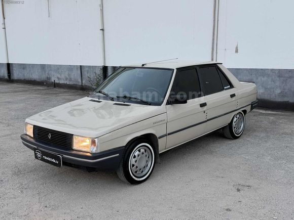 RENAULT 9 BROADWAY