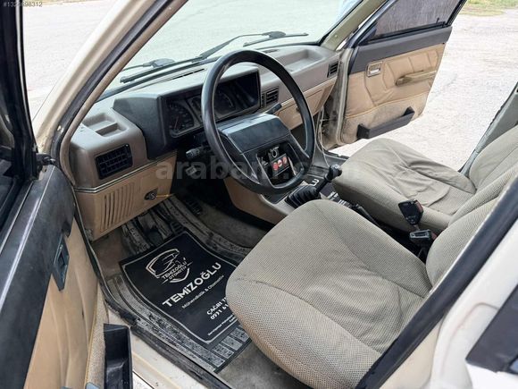 RENAULT 9 BROADWAY