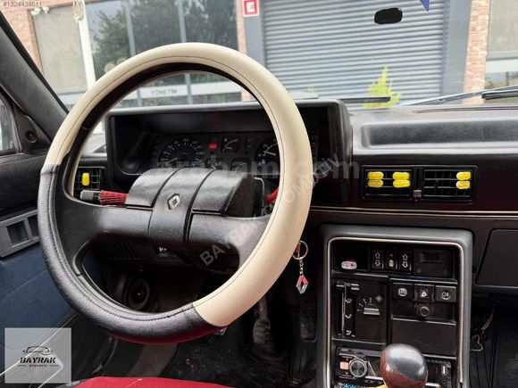 RENAULT BROADWAY MOTOR YÜRÜYEN SÜPER