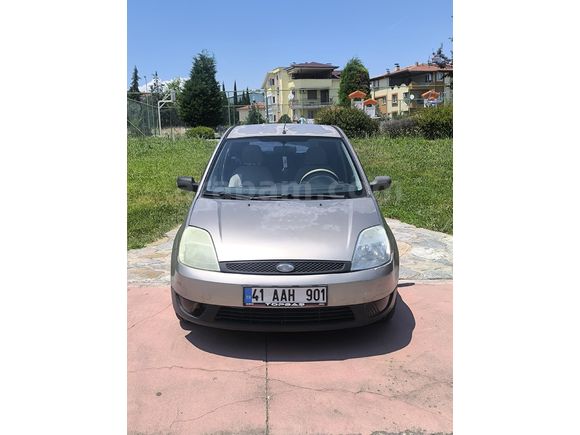 Sahibinden Ford Fiesta 1.4 TDCi Comfort 2004 Model