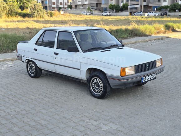 FATİH'TEN "1992" RENAULT 9