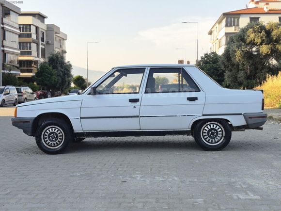 FATİH'TEN "1992" RENAULT 9