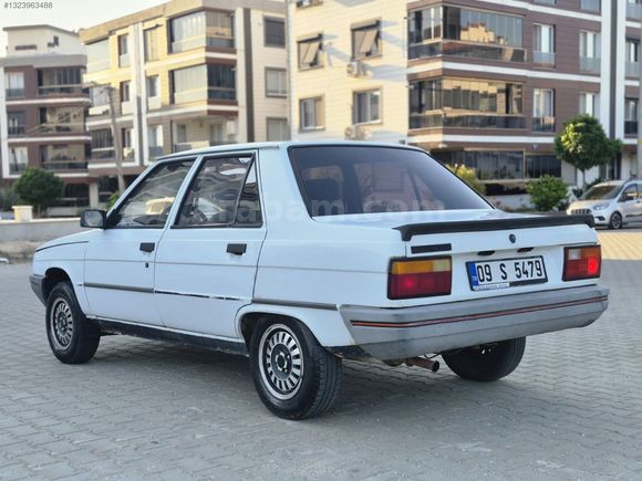 FATİH'TEN "1992" RENAULT 9