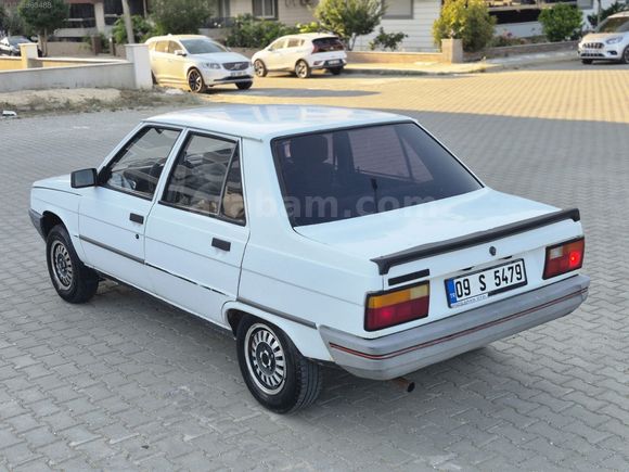 FATİH'TEN "1992" RENAULT 9