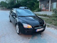 Sahibinden Ford Focus 1.6 Ghia 2005 Model  300.000 km Siyah