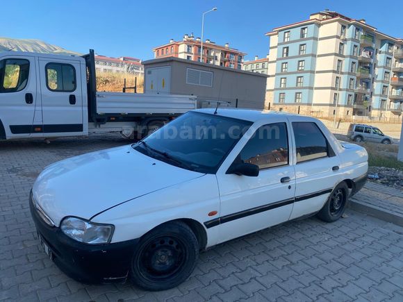 Sahibinden Ford Escort 1.6 CL 1996 Model