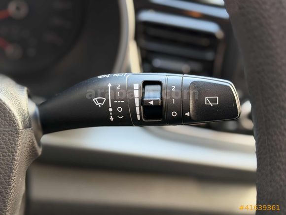 2020 MODEL KIA RIO 88 BİN KM'DE HATASIZ DEĞİŞENSİZ