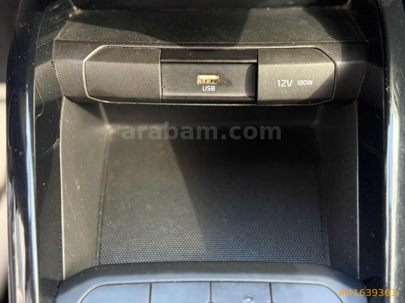 2020 MODEL KIA RIO 87 BİN KM'DE HATASIZ DEĞİŞENSİZ