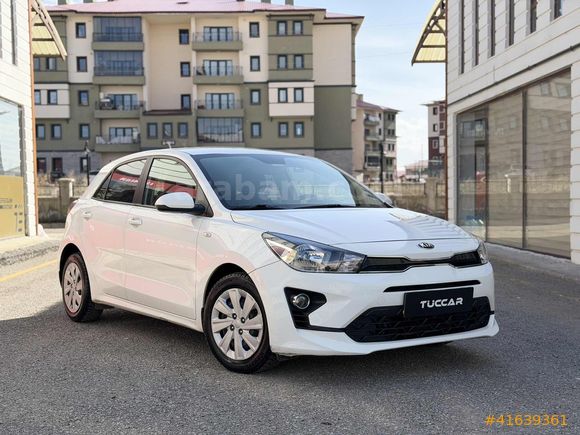 2020 MODEL KIA RIO 88 BİN KM'DE HATASIZ DEĞİŞENSİZ