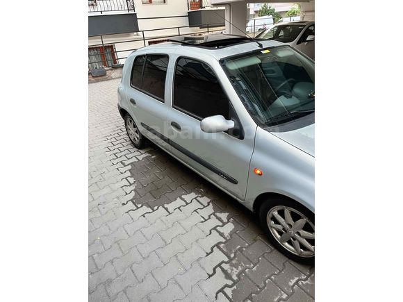 Sahibinden Renault Clio 1.4 RXT 2001 Model 