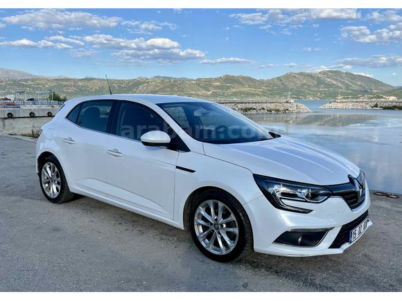 Sahibinden Renault Megane 1.5 dCi Touch Plus 2016 Model Isparta 176.000 km Beyaz