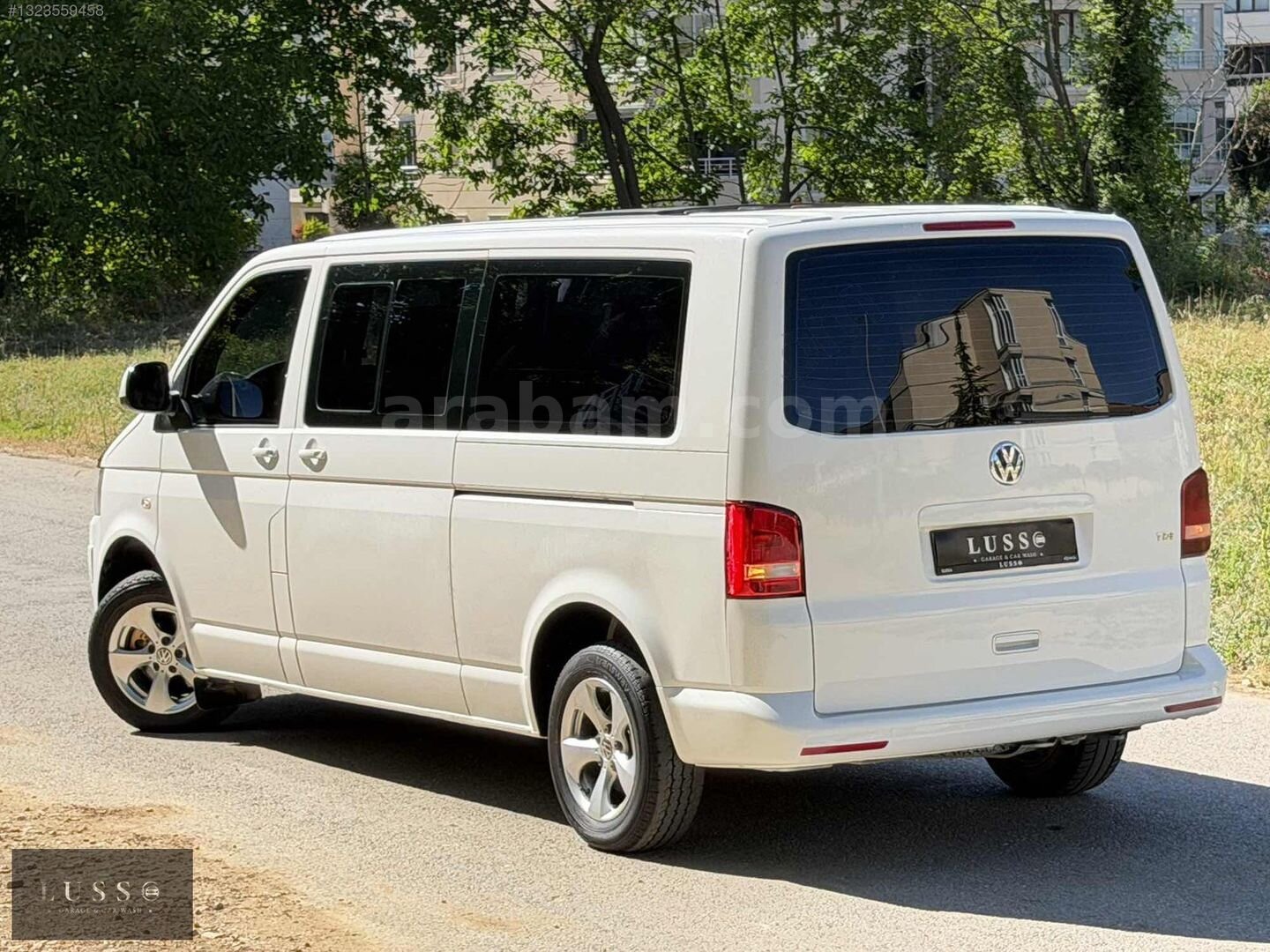 Galeriden Volkswagen Caravelle 2.0 TDI BMT Comfortline 2015 Model Bursa 360.000 km Beyaz 5