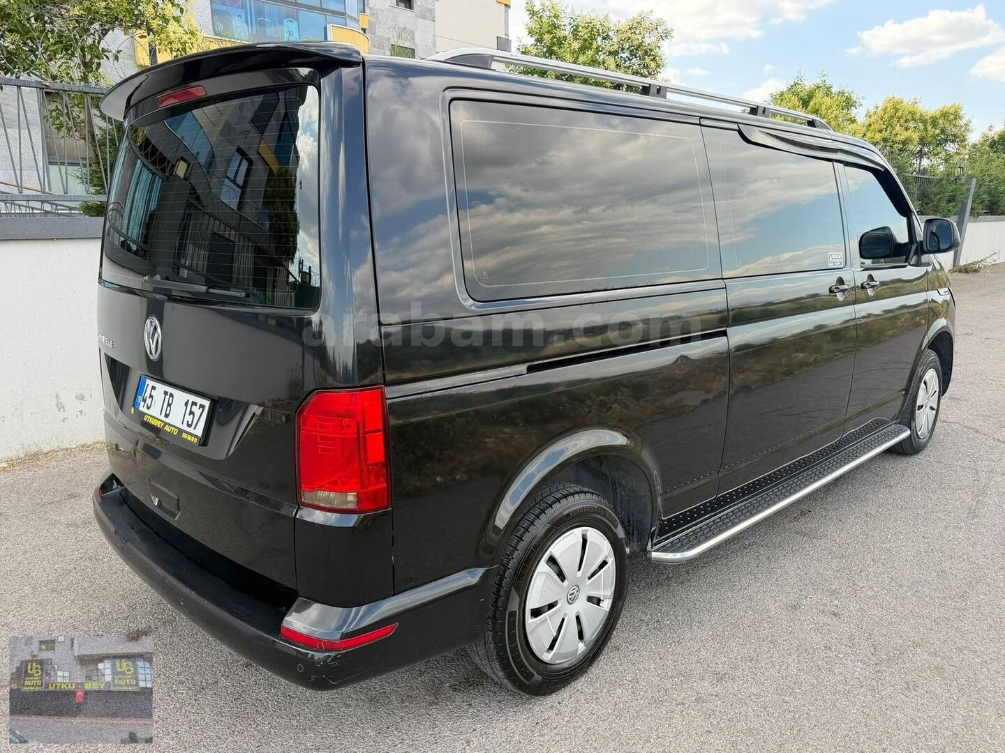 Galeriden Volkswagen Caravelle 2.0 TDI BMT Comfortline 2021 Model İzmir 454.000 km Siyah 6