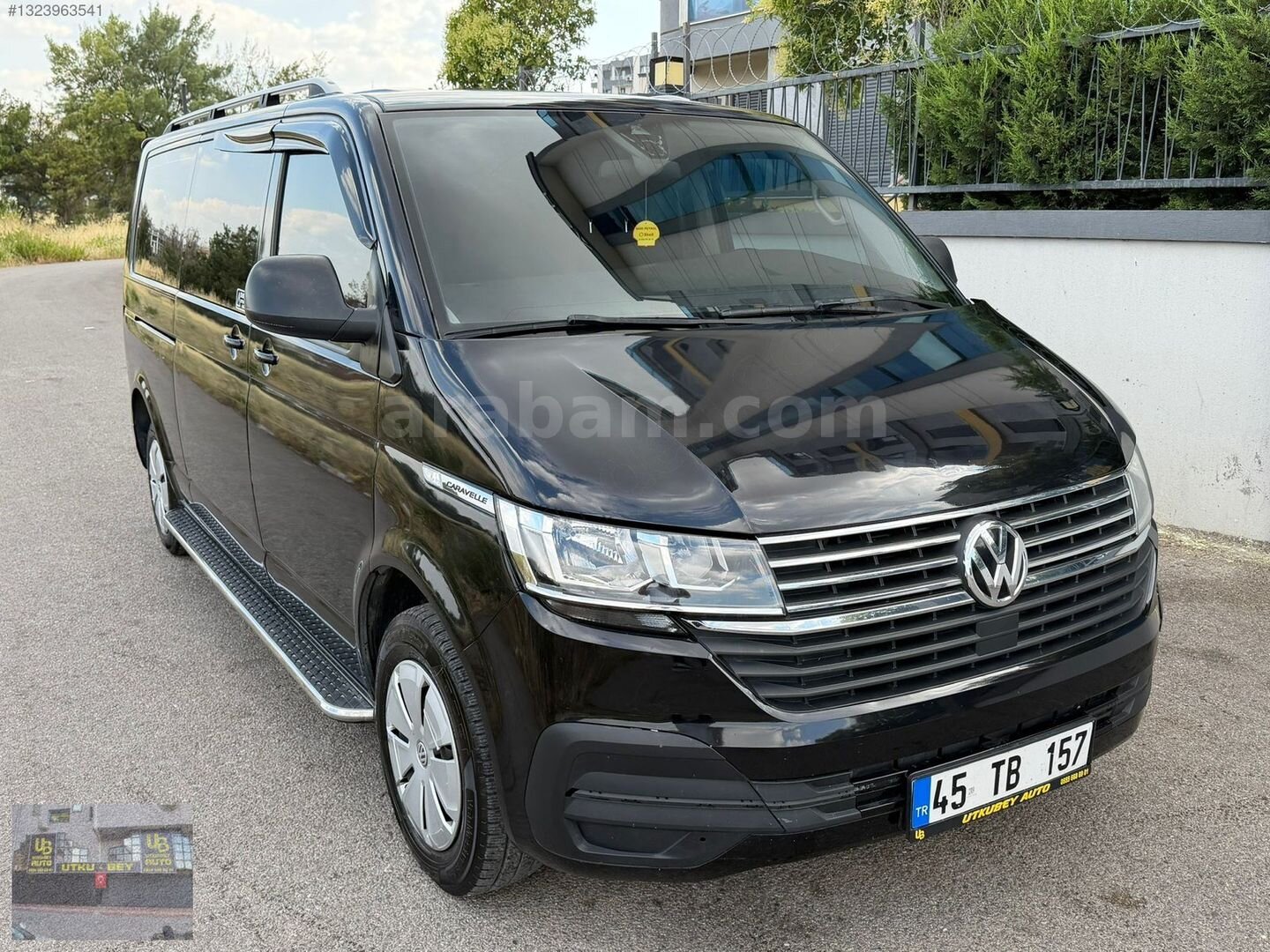 Galeriden Volkswagen Caravelle 2.0 TDI BMT Comfortline 2021 Model İzmir 454.000 km Siyah 3
