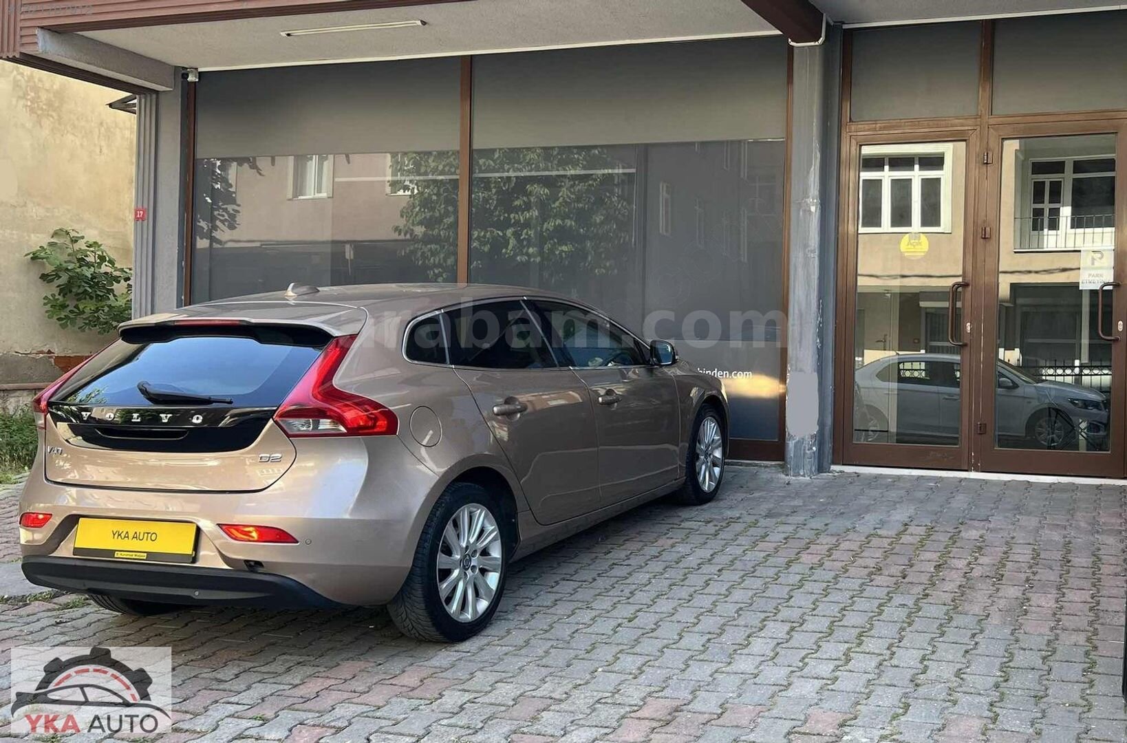 Galeriden Volvo V40 1.6 D Premium 2013 Model İstanbul 169.000 km Kahverengi 7