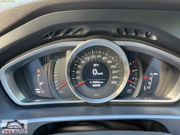 2013 VOLVO V40 D2 PREMİUM POWERSHİFT TAM BAKIMLI