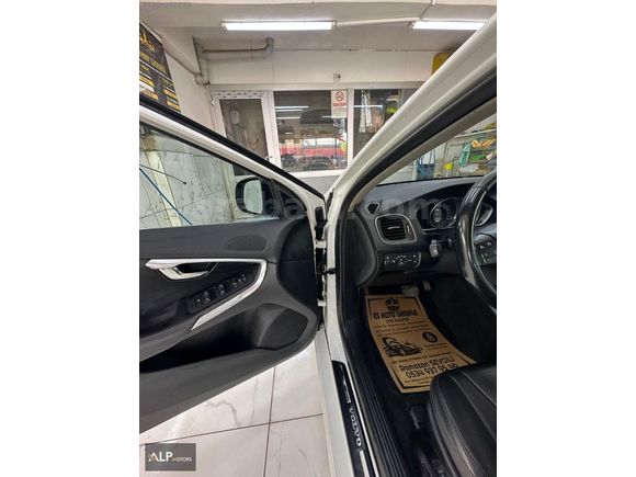 OTOMATİK 2014 VOLVO.. 1.6D 195BİNDE