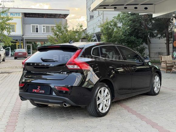 ZARA AUTO'DAN VOLVO V40 1.5 T3 95 BİNDE TERTEMİZ
