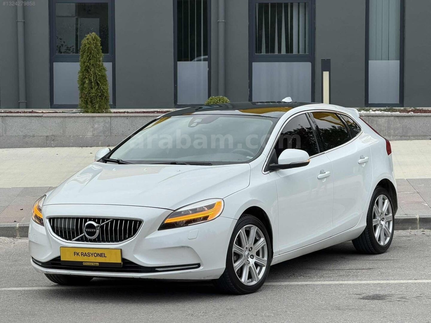 Galeriden Volvo V40 1.5 Inscription 2018 Model Çorum 284.500 km Beyaz 1