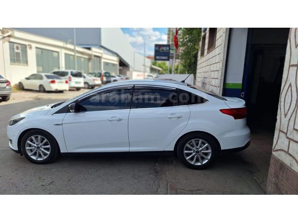 Sahibinden Ford Focus 1.6 TDCi Titanium 2017 araç satlikModel