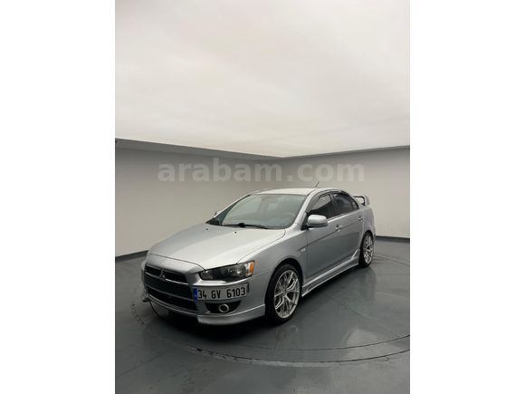 Sahibinden Mitsubishi Lancer 1.5 Invite 2010 Model   Gri (Gümüş)